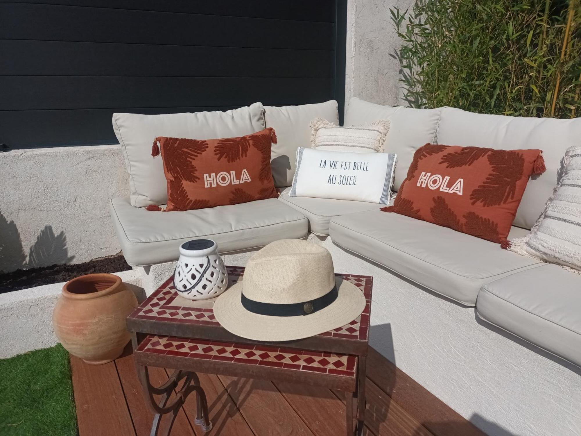 Jolie Villa Lalou Cote D'Azur Trois Chambres Frejus Bagian luar foto